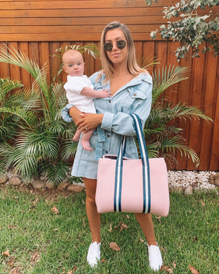  MORE THAN JUST A TOTE BAG; WHY NEOPRENE BAGS MAKE THE PERFECT NAPPY BAG